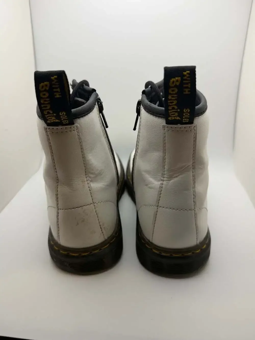 Dr. Martens Zavala White Leather Lace-Up Combat Boots Kids Size 2 US